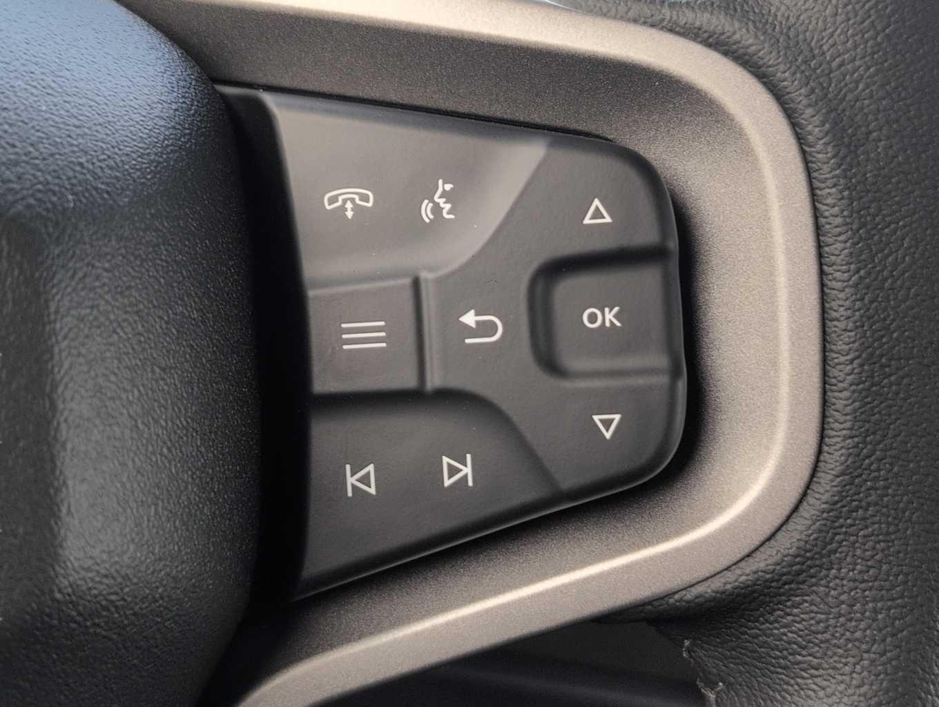 New 2026 Avalanche Gray Ford Badlands® image 22