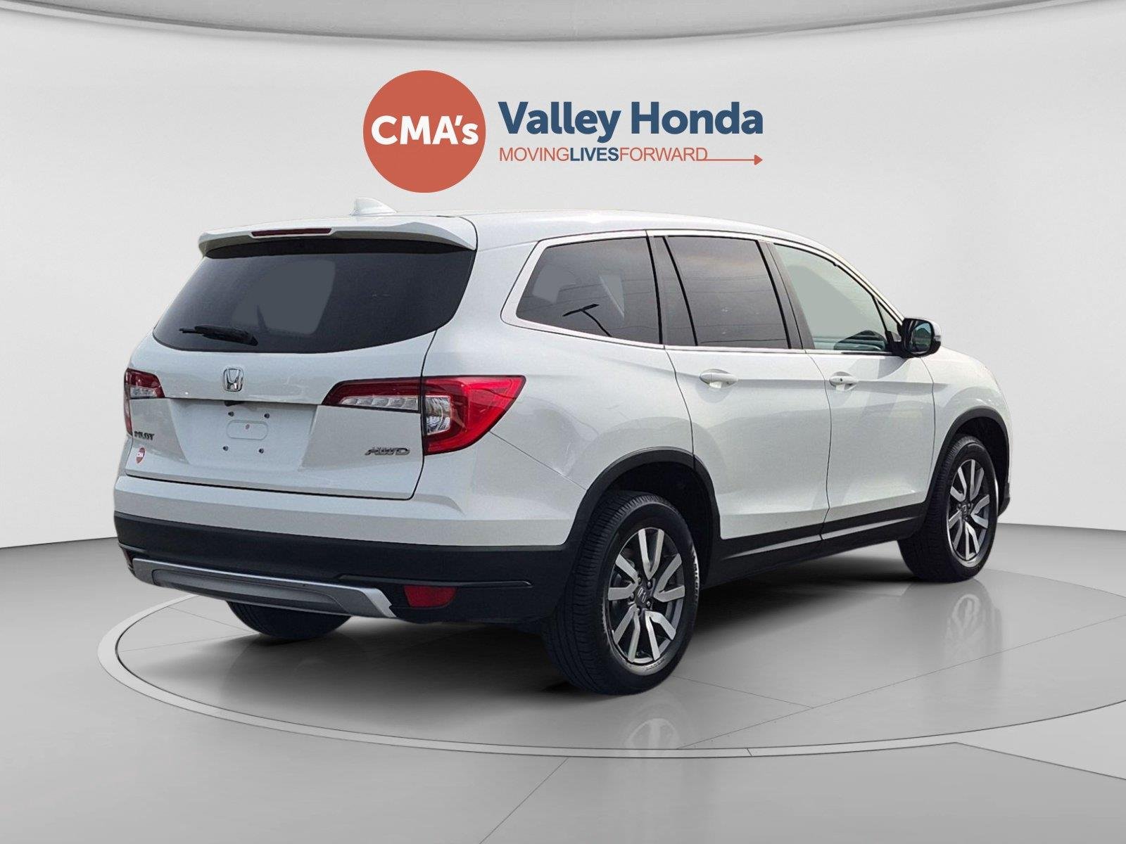 Used 2019 White Diamond Pearl Honda EX-L image 5