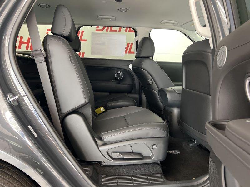 New 2026 Gray Hyundai SEL AWD image 11
