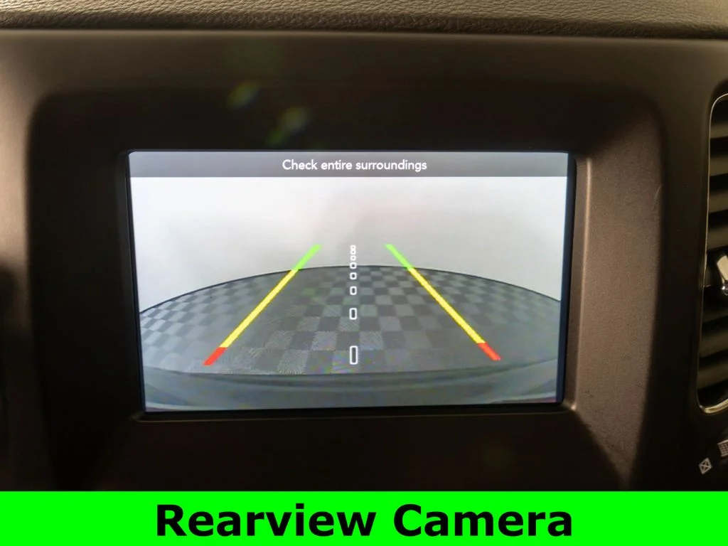 Used 2018 Black Jeep Latitude image 20