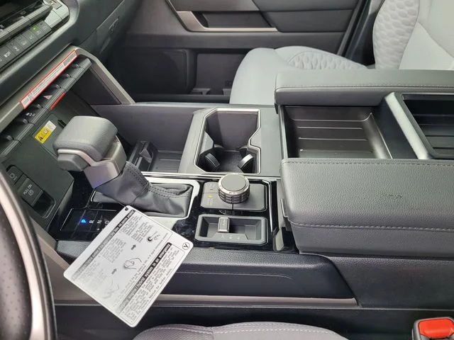 2025 Toyota Tundra SR5 - Photo 43