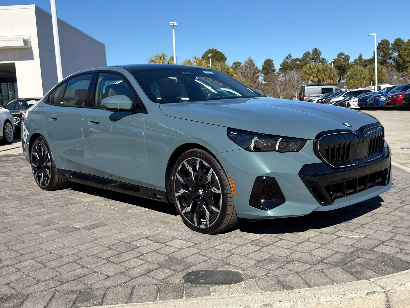 Used 2026 Cape York Green Metallic BMW 530i image 7