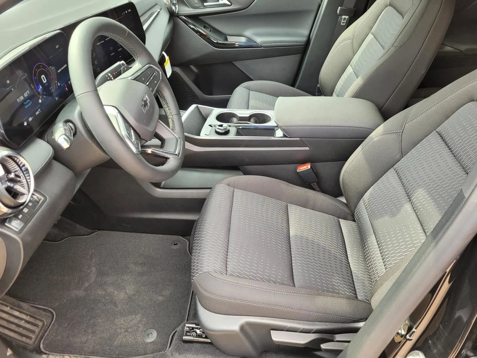 2026 Chevrolet Equinox LT - Photo 15