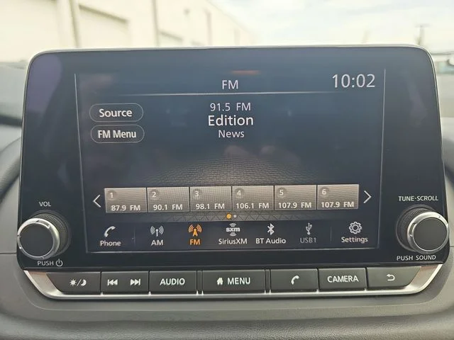 Used 2024 Gray Nissan SV image 20