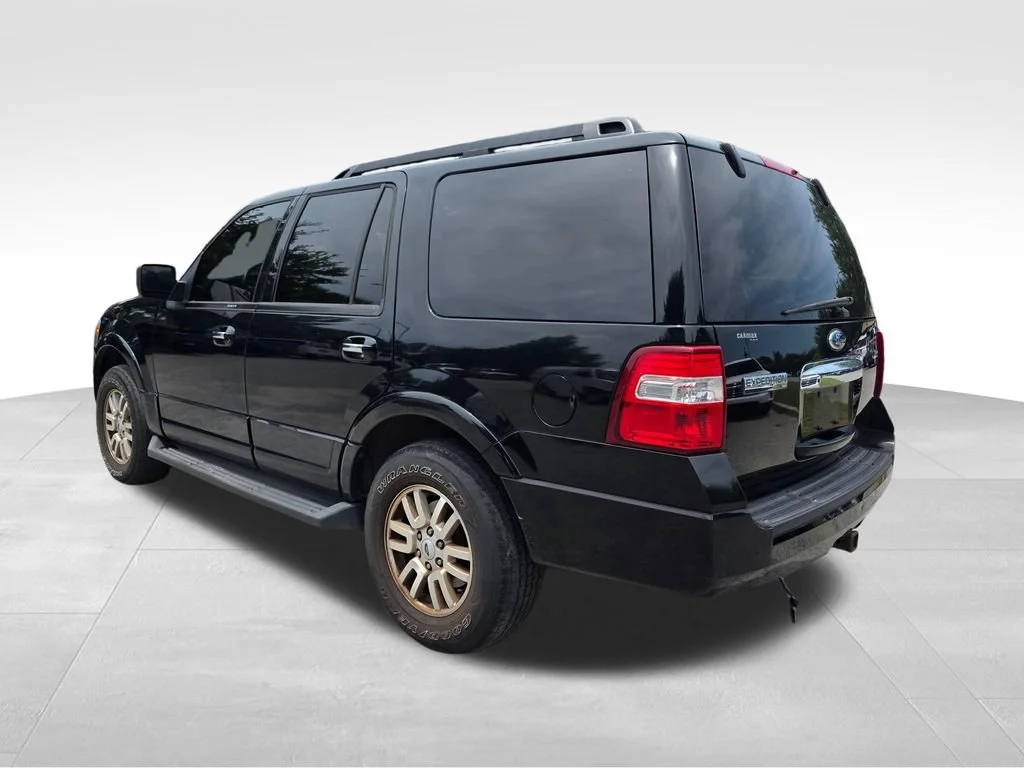 Used 2011 Black Ford XLT image 5