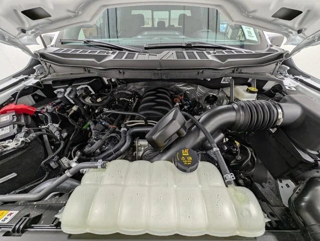 New 2026 Oxford White Ford XLT image 64