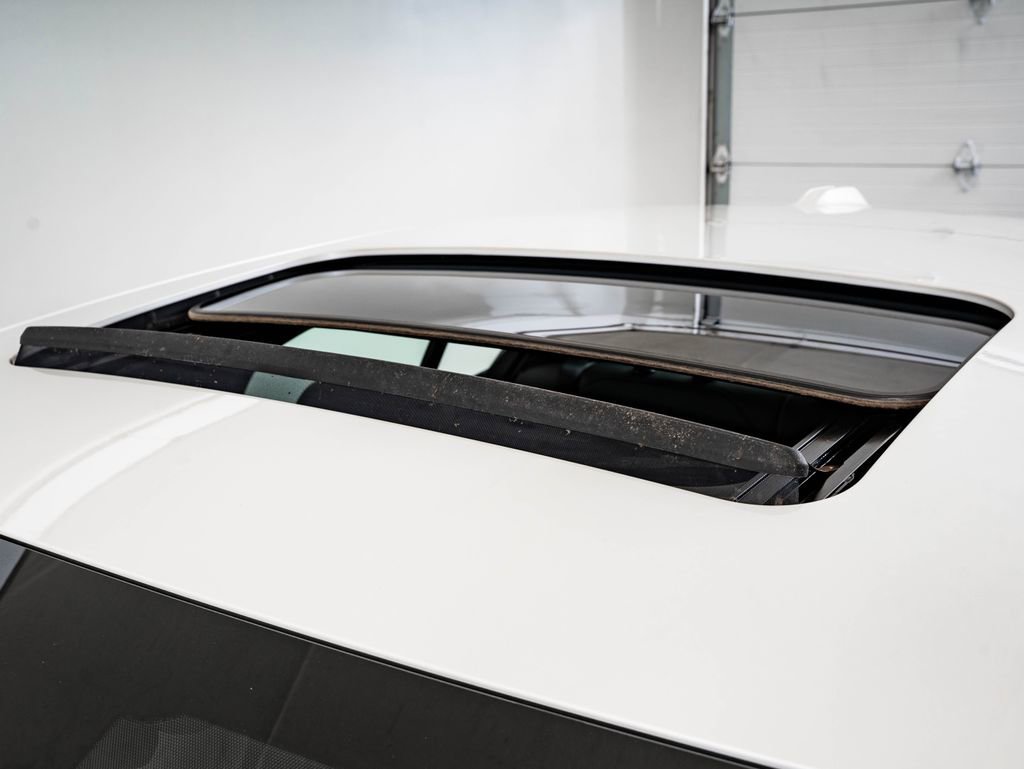 Used 2025 Mineral White Metallic BMW 530i xDrive image 14