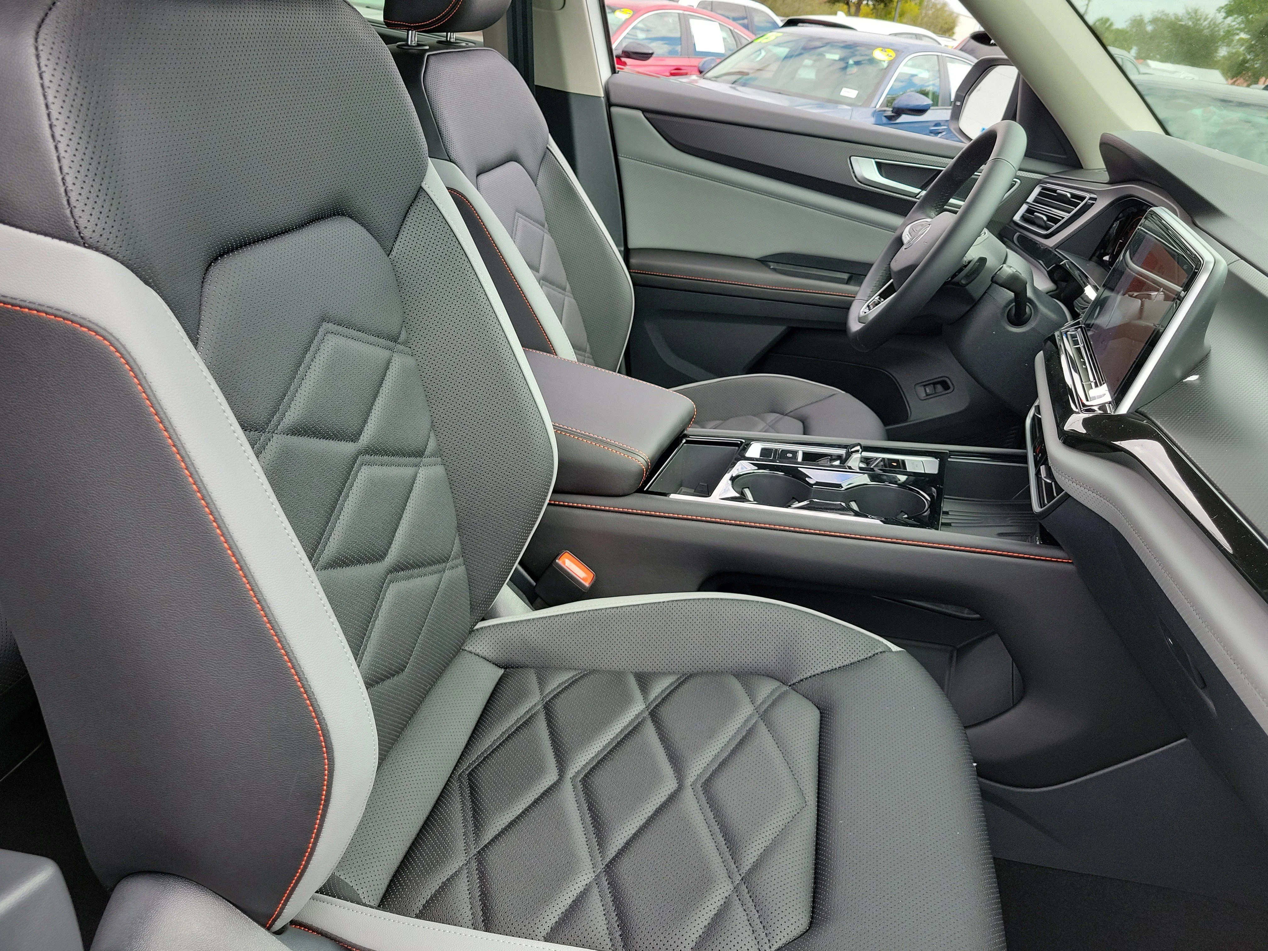 New 2026 White Volkswagen 2.0T Peak Edition image 6