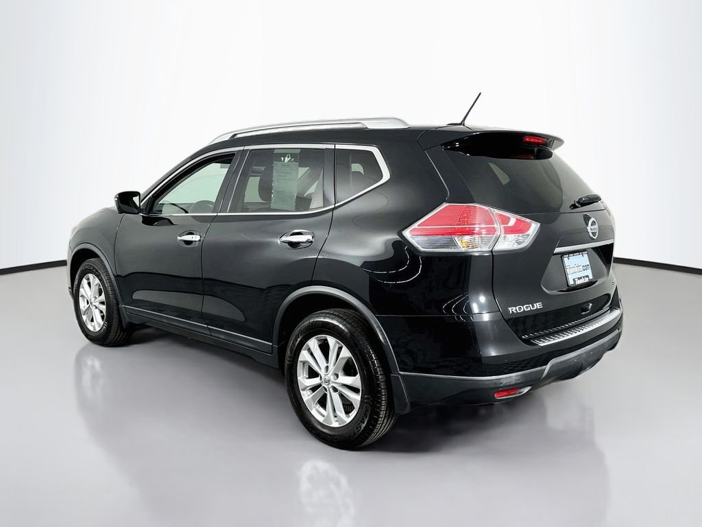 Used 2016 Magnetic Black Nissan SV image 6