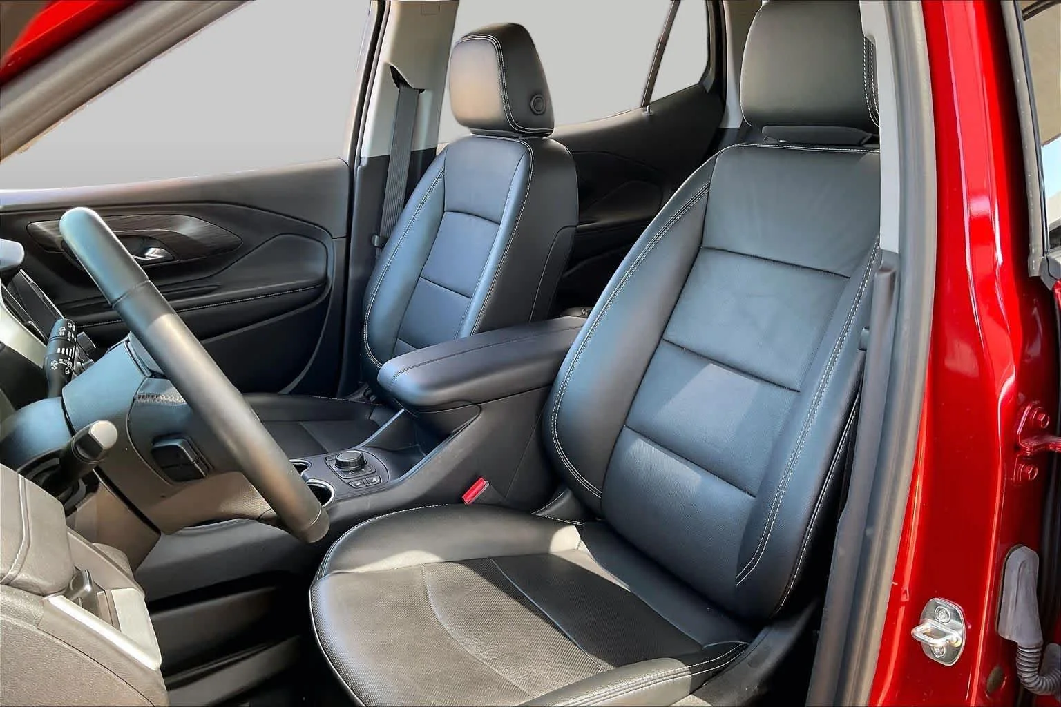 Certified Used 2023 VOLCANIC RED TINTCOAT GMC SLT image 8