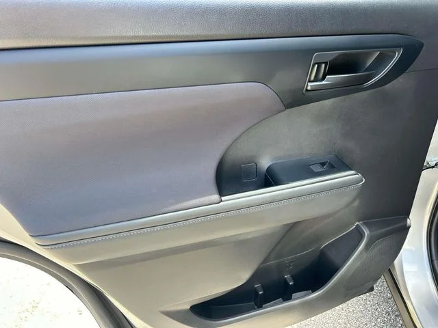 Used 2023 Silver Toyota LE image 20