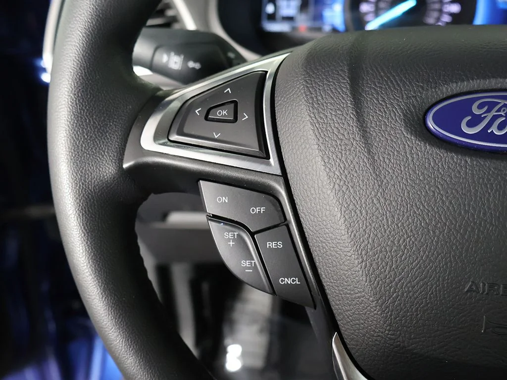 Used 2024 Blue Ford SEL image 36
