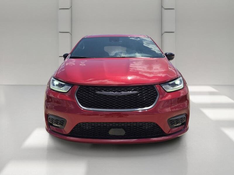 2026 Chrysler Pacifica Select - Photo 8