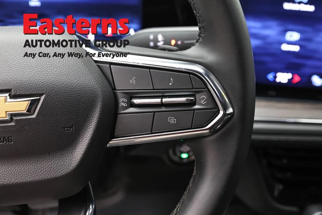 Used 2025 Gray Chevrolet LT image 16