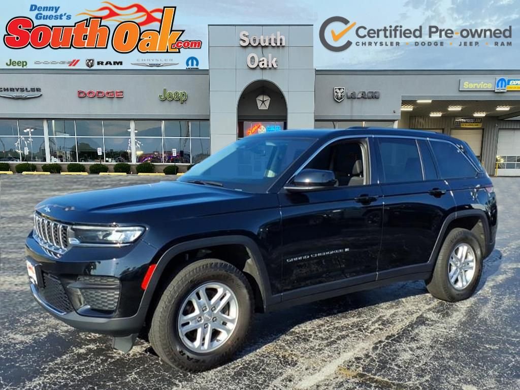 Certified Used 2023 Black Jeep Laredo image 4