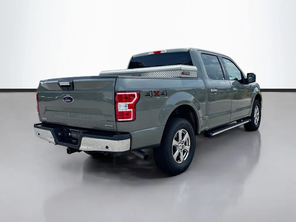 Used 2019 Silver Spruce Metallic Ford XLT image 3