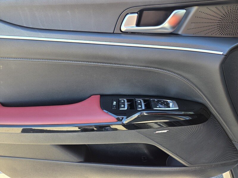 Used 2025 Steel KIA GT-LINE AUTO FWD image 19