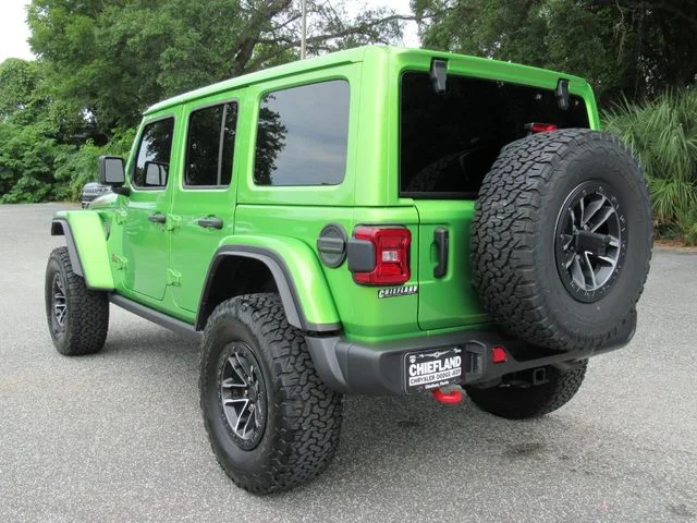 Certified Used 2025  Jeep Rubicon image 5