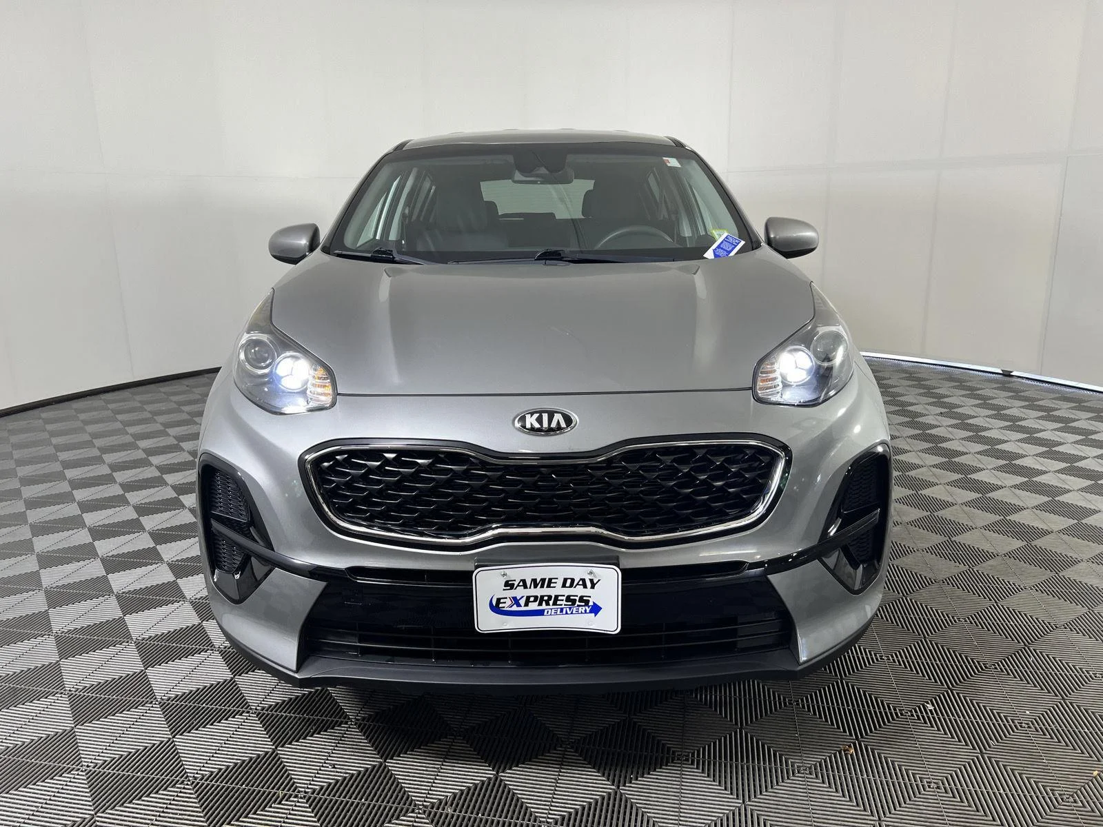 Used 2020 Gy Kia LX image 26