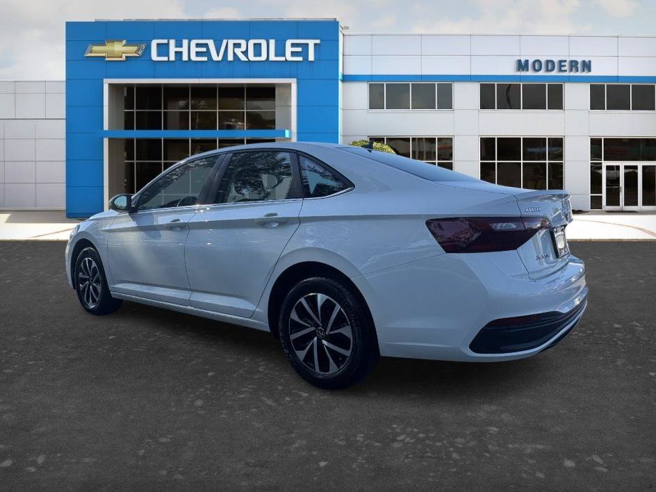 Used 2024 Gray Volkswagen S image 3