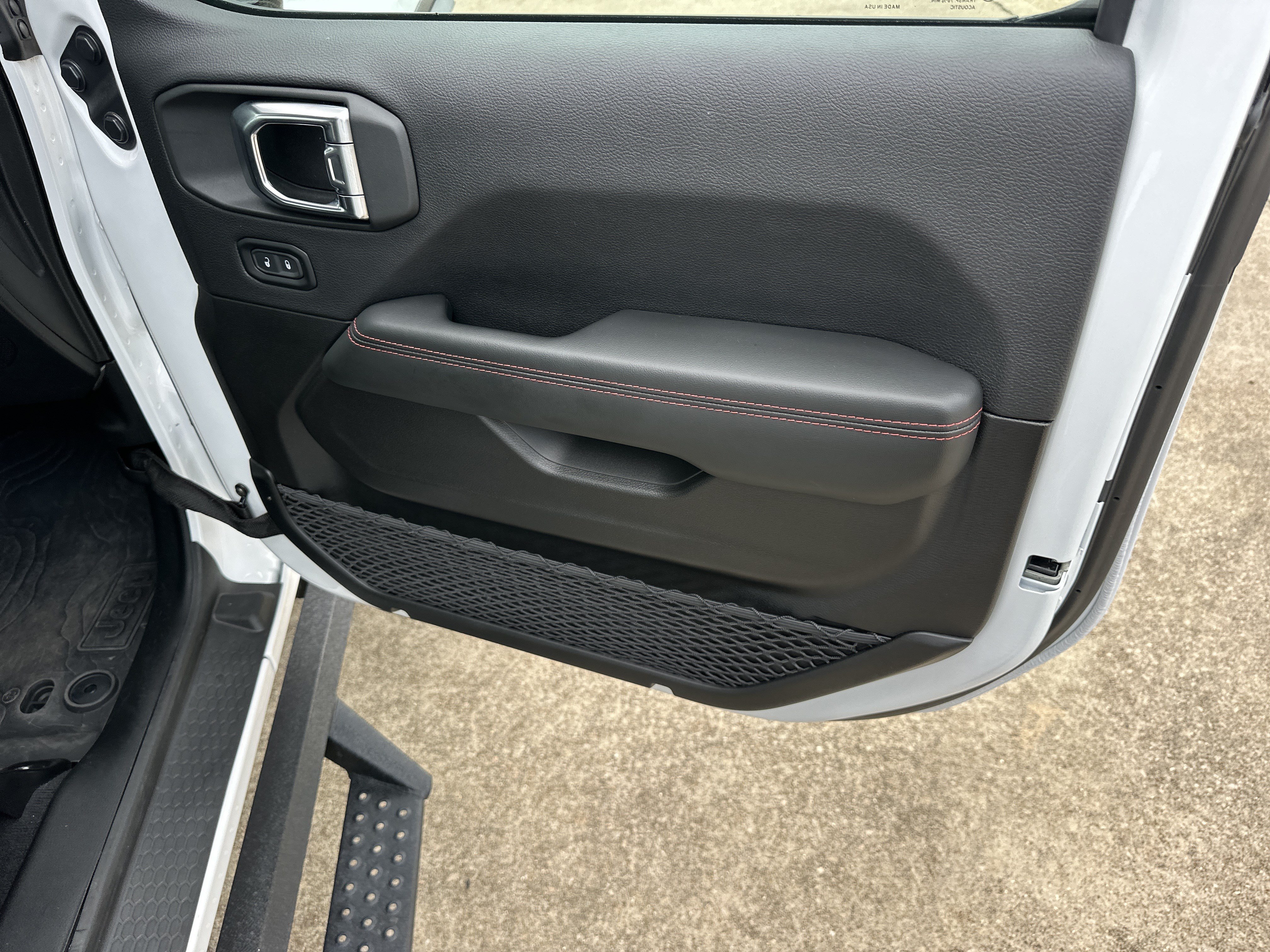 2025 Jeep Wrangler 4-Door Rubicon X - Photo 13