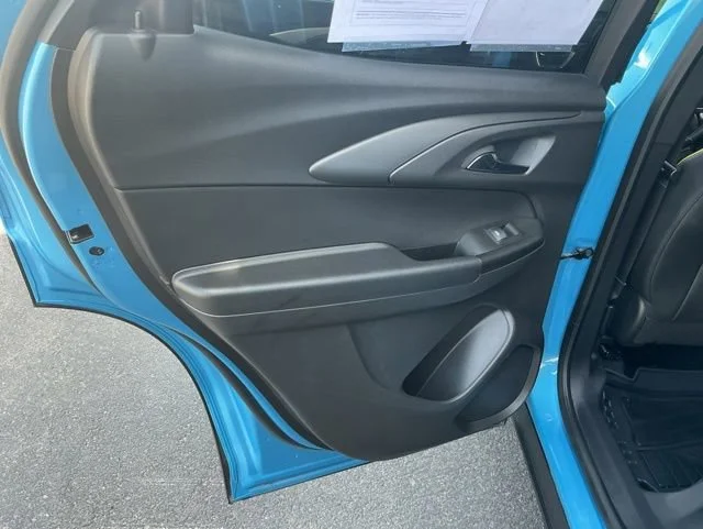 Used 2025 Marina Blue Metallic Chevrolet ACTIV image 18