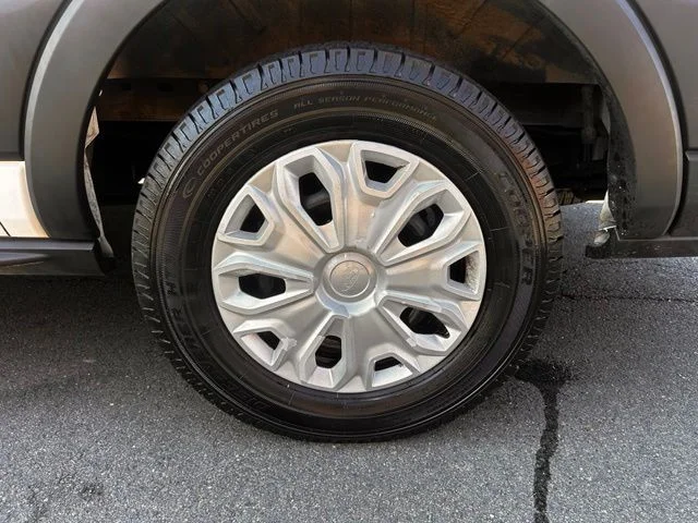 Used 2019 White Ford XLT image 33