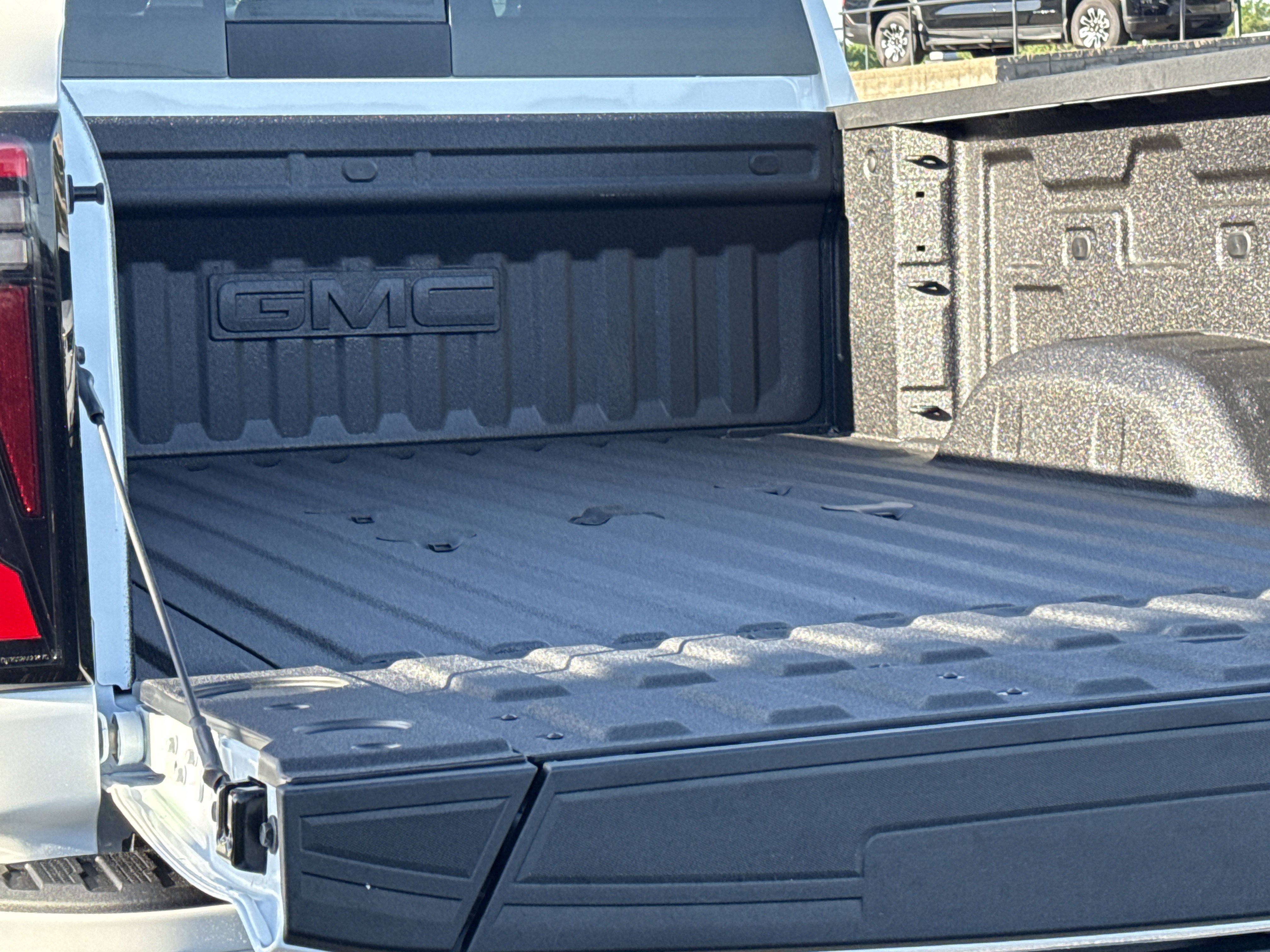 2026 GMC Sierra 2500HD AT4 - Photo 11
