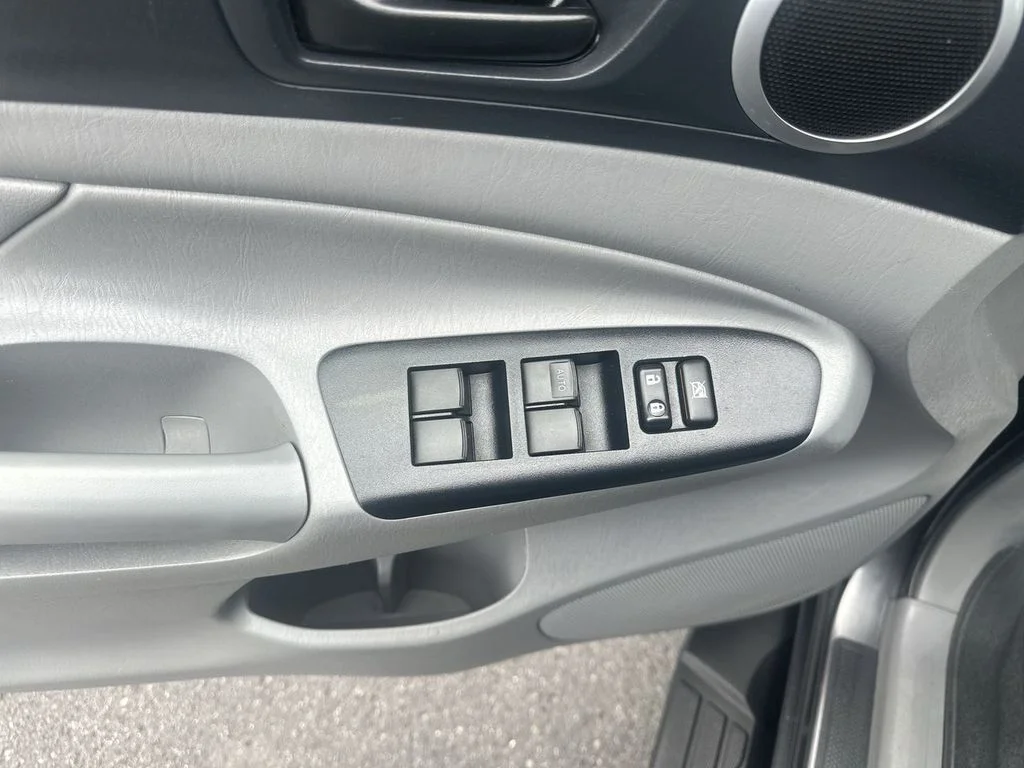 Used 2015 Gray Toyota Base image 19