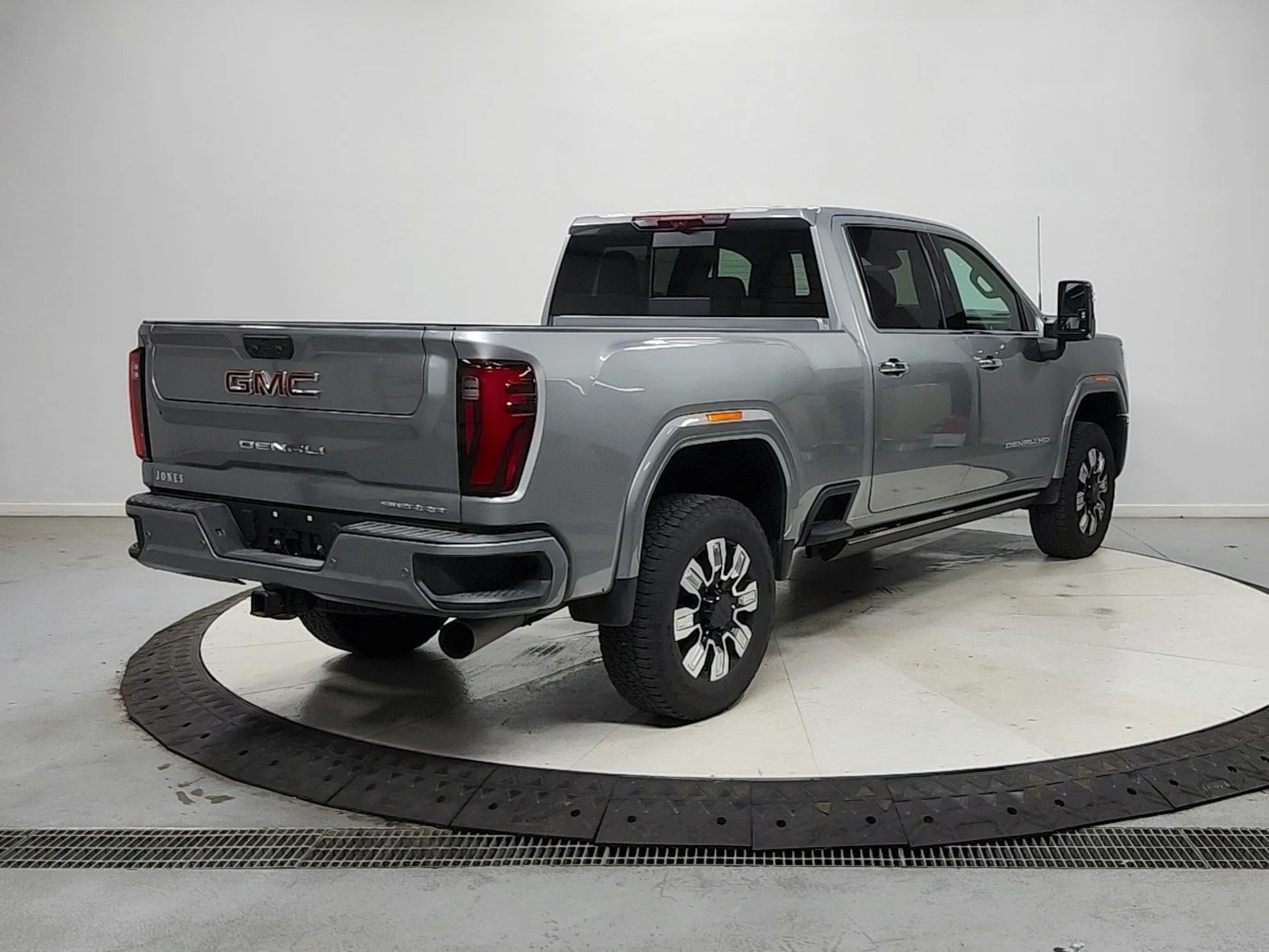 Used 2026 Sterling GMC Denali image 8