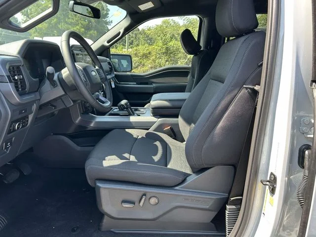 New 2026 White Ford XLT image 12