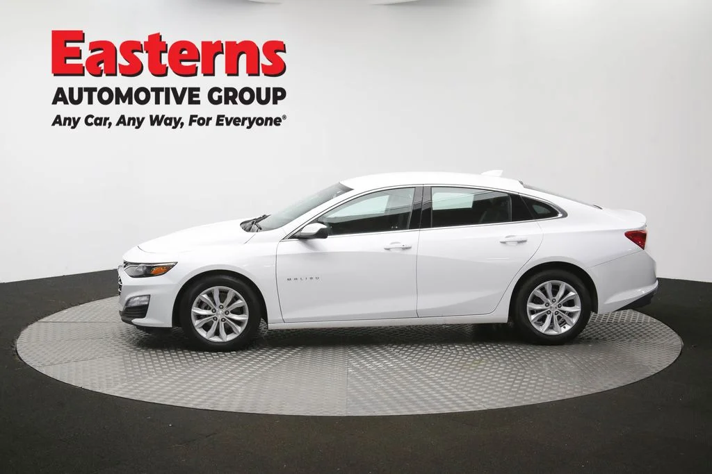 Used 2025 White Chevrolet LT image 60