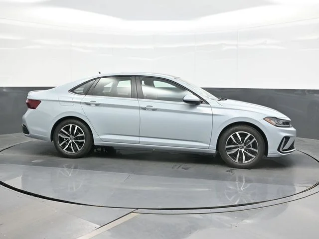 New 2026 Gray Volkswagen 1.5T SE image 8