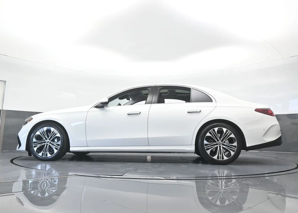 Used 2025 White Mercedes-Benz E 350 image 66