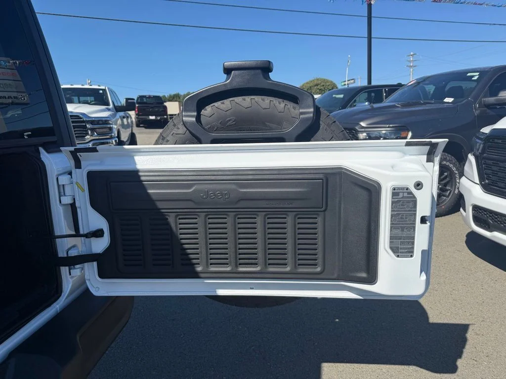 Used 2026 White Jeep Sport image 6