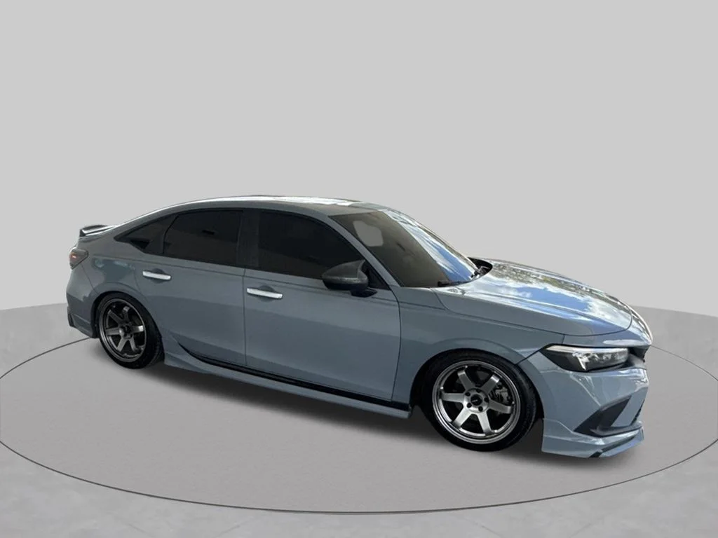 Used 2024 Gray Honda Base image 9