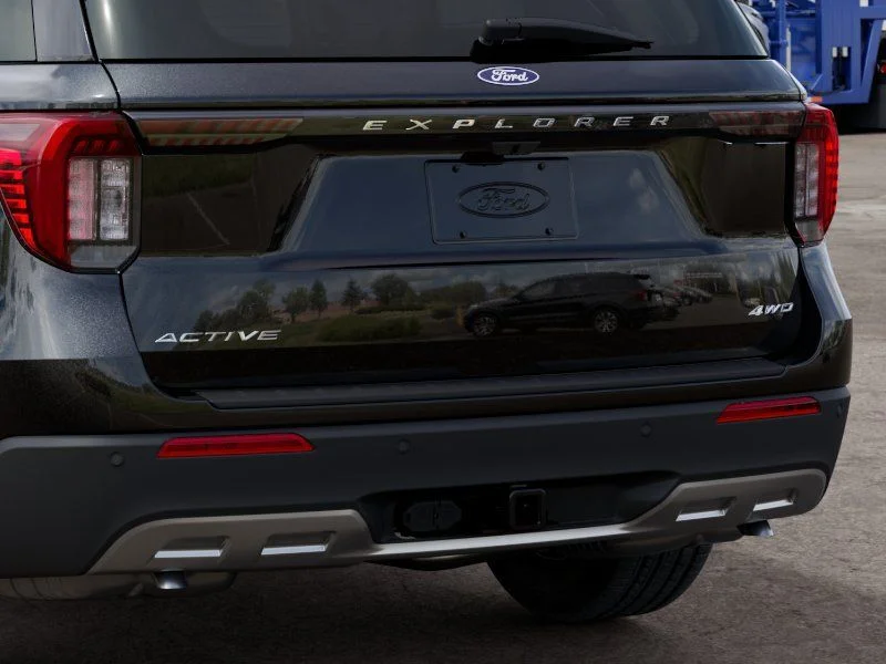 New 2027 Black Ford Active image 23