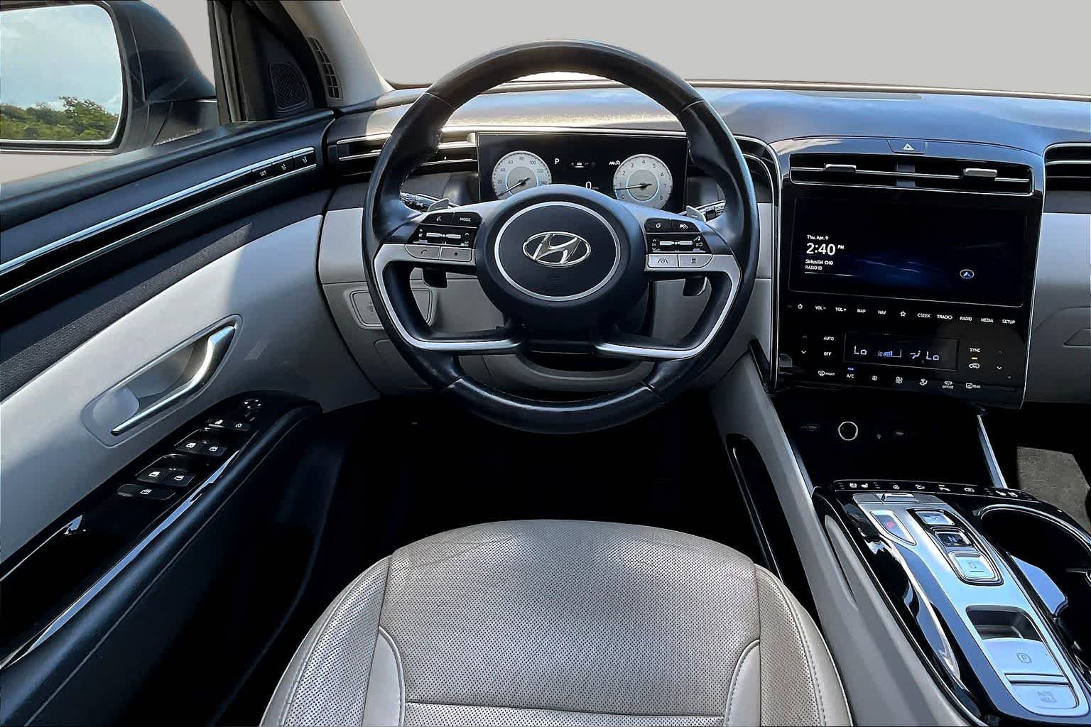 Used 2024 White Pearl Hyundai Limited image 6