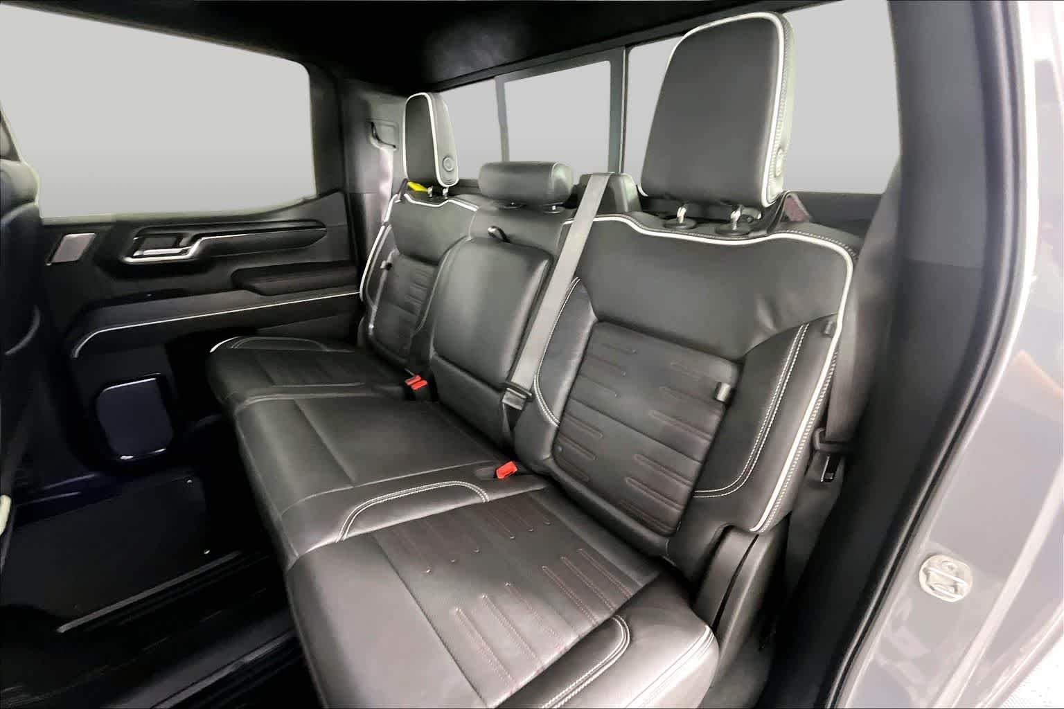 2024 GMC Sierra 1500 AT4X - Photo 19