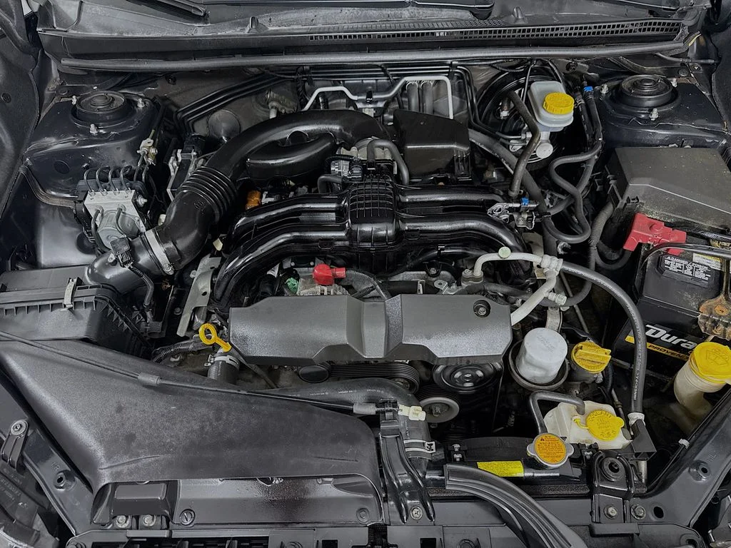 Used 2017 Dark Gray Metallic Subaru Limited image 29