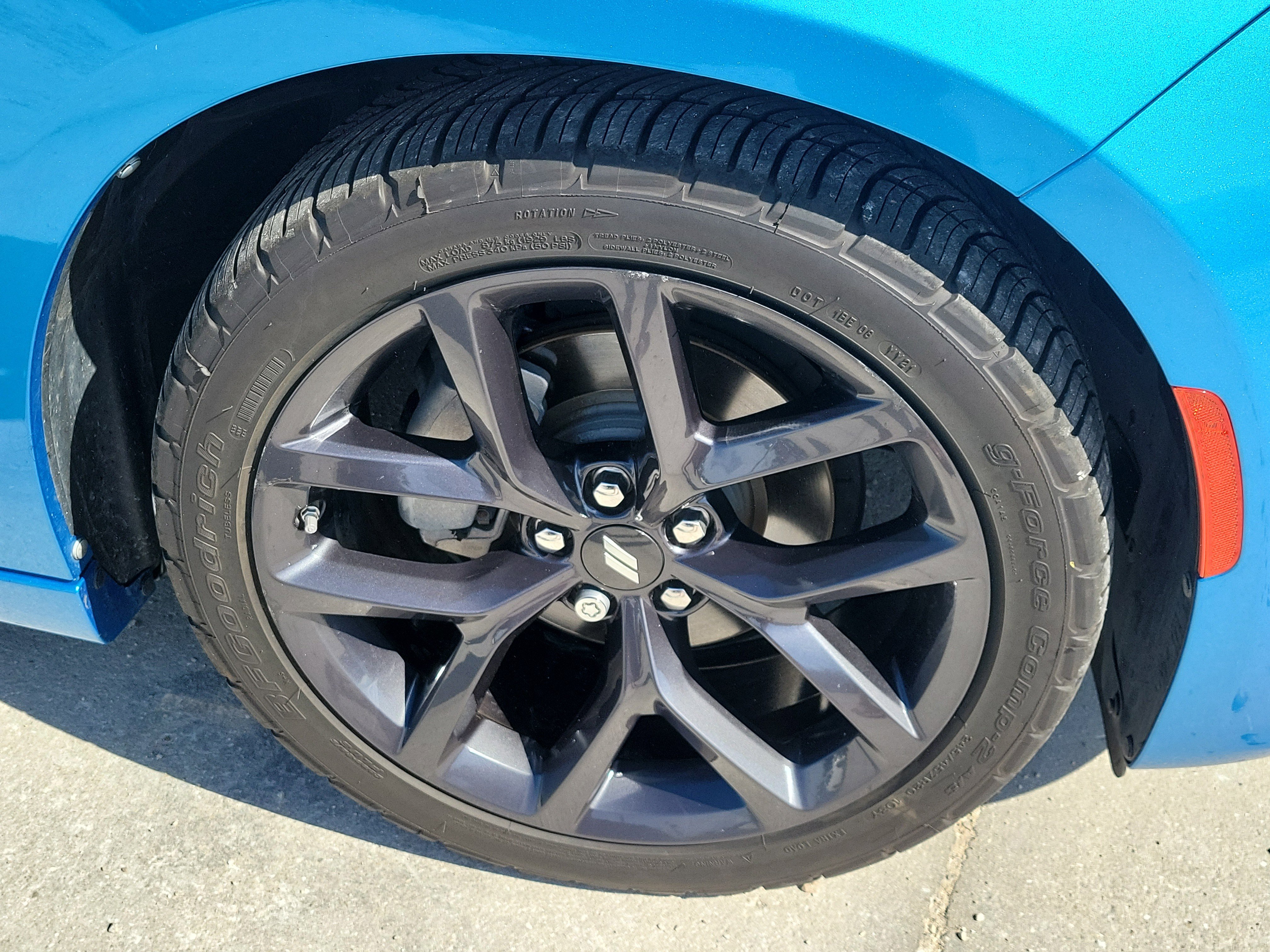 Used 2023 B5 Blue Pearlcoat Dodge SXT image 8