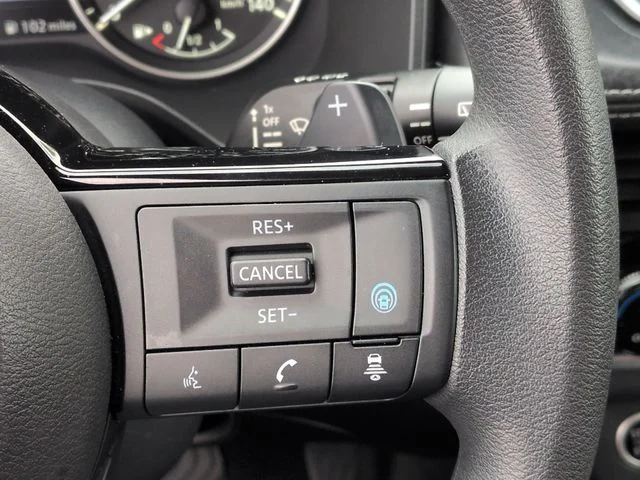 Used 2023 White Nissan SV image 18