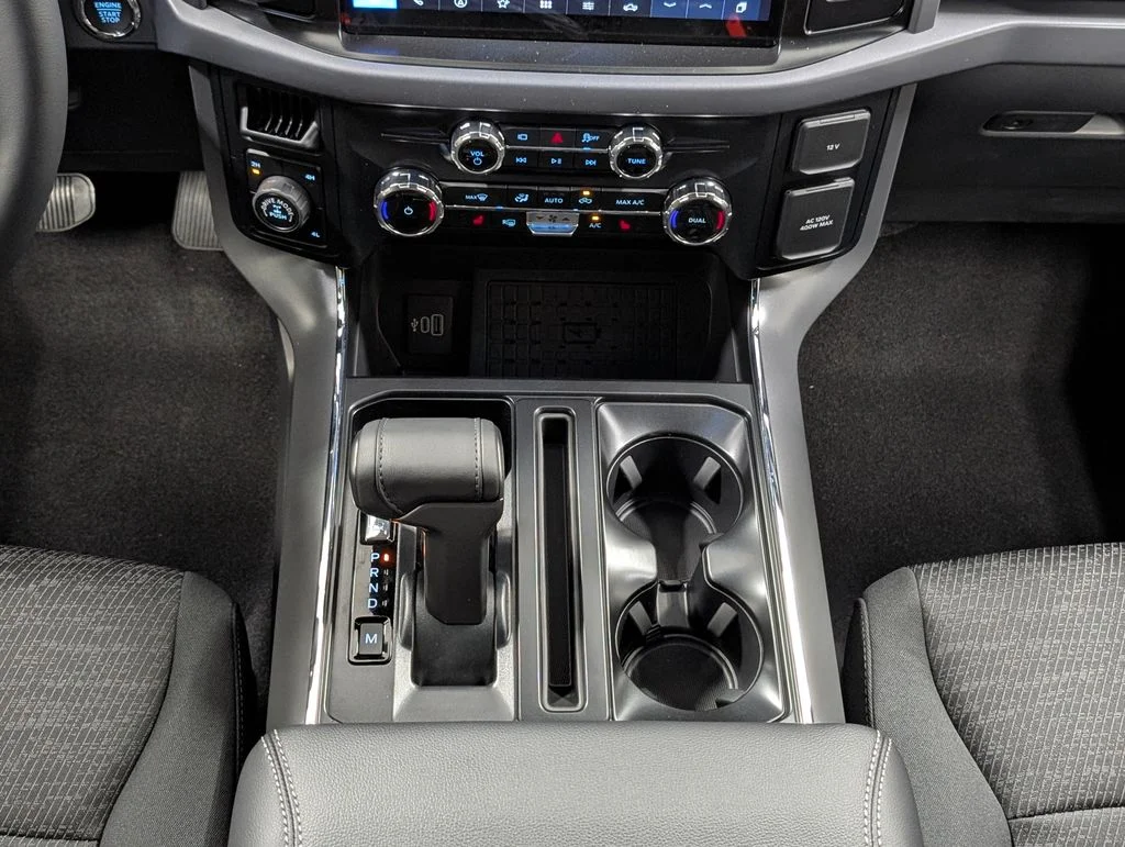 New 2026 Avalanche Ford XLT image 6