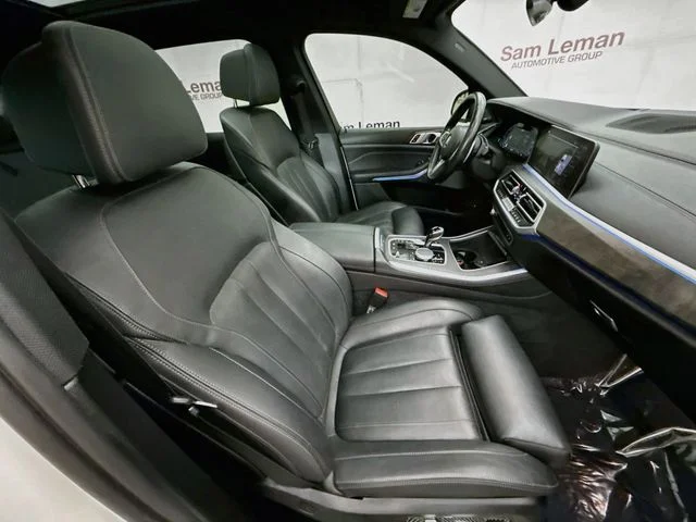 Used 2022 White BMW xDrive45e image 29
