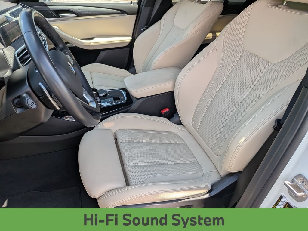 Used 2024 White BMW sDrive30i image 16