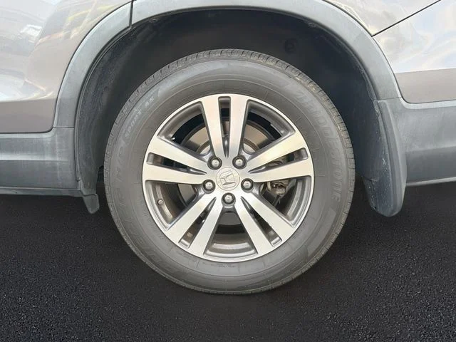 Used 2017 Gray Honda EX-L image 9