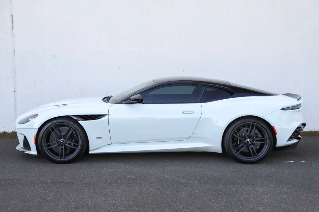 2019 Aston Martin DBS Superleggera Base - Photo 18