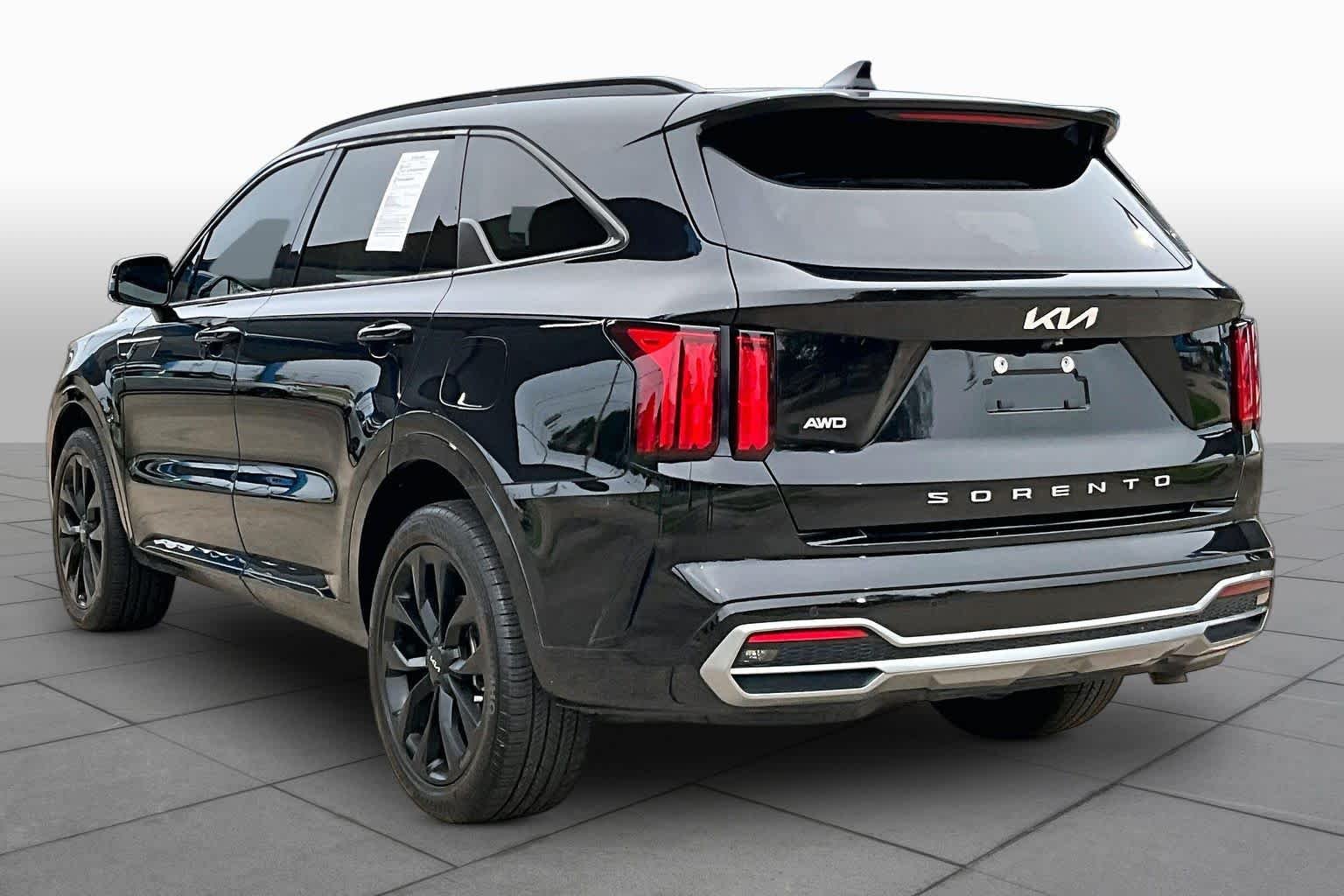 Used 2022 Ebony Black Kia SX image 12