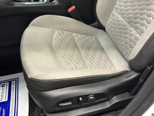 Used 2020 White Chevrolet LS image 15