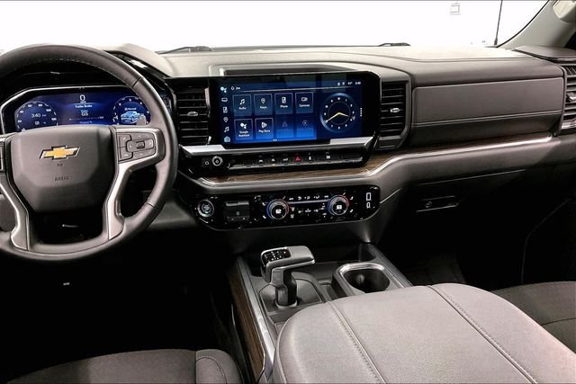 2023 Chevrolet Silverado 1500 LT - Photo 7